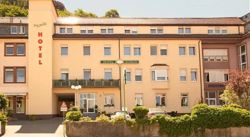 Hotel Avalon - Image 1