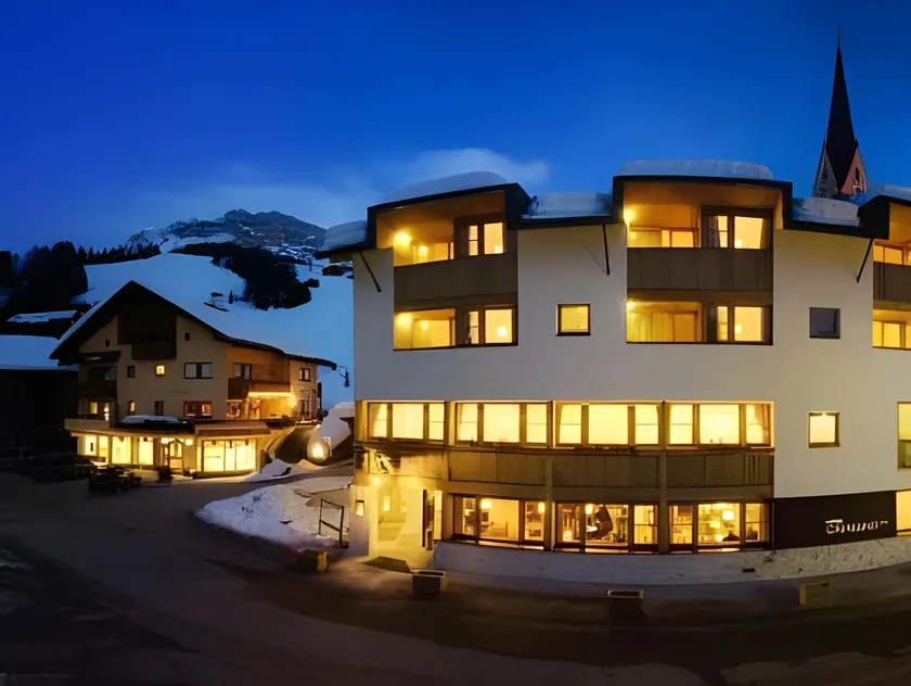 Hotel Cavallino - Image 1