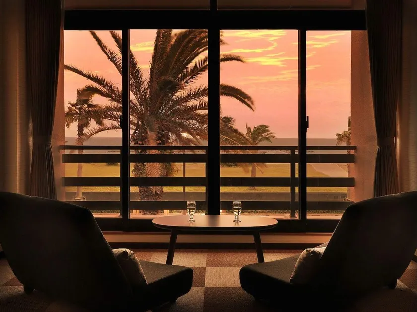 Tateyama Seaside Hotel - Image 1