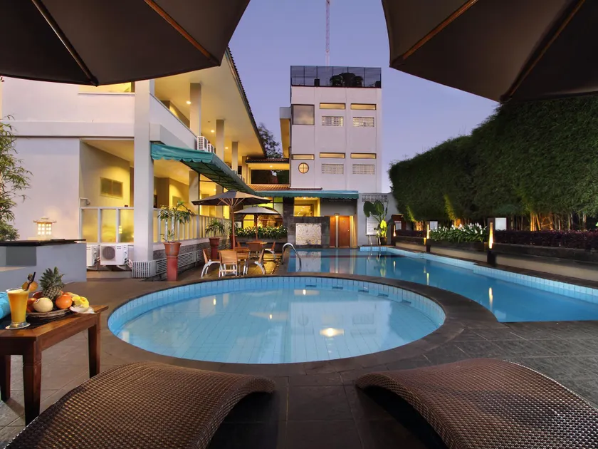 Cakra Kusuma Hotel - Image 1