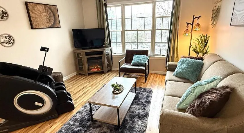 Relaxation Suite Jiminy-Must See Sleeps 4 - Image 1
