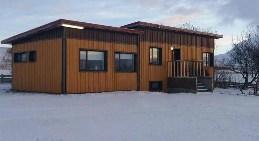 Midhop guesthouse - Image 1