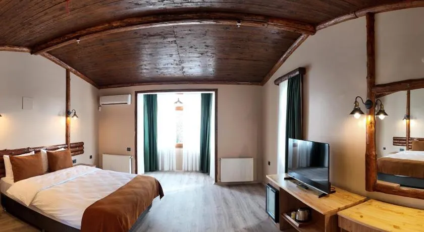 Diamond Koru Hotel - Image 1