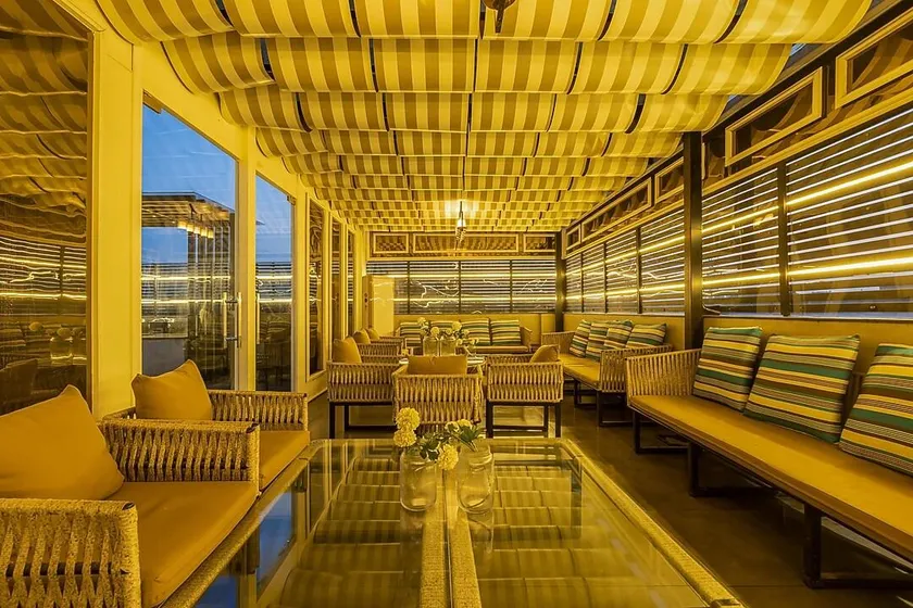 Hotel Malbork Inn Rajouri Garden Delhi - Couple Friendly Local IDs Accepted - Image 1