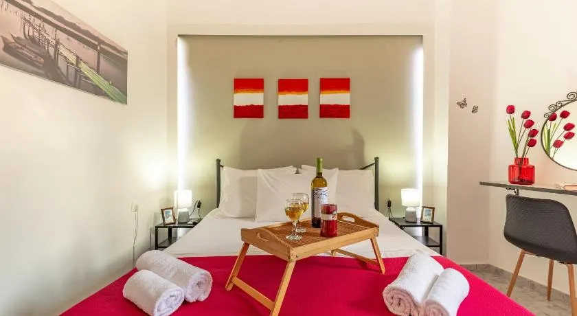 Litsa's Suite - Image 1