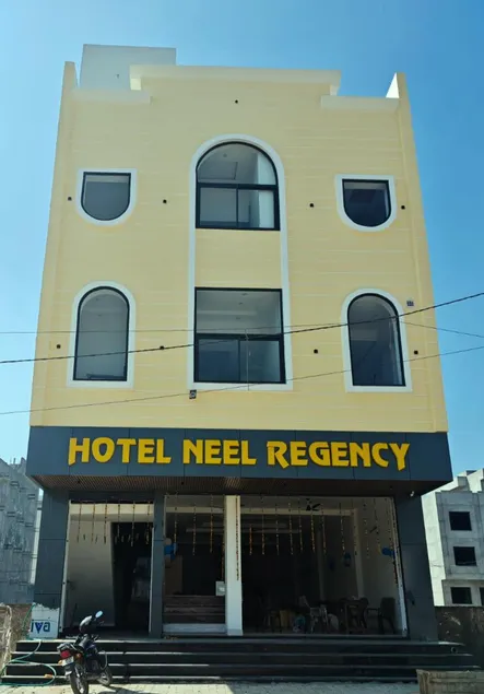 Hotel Neel Regency & Banquets - Image 1