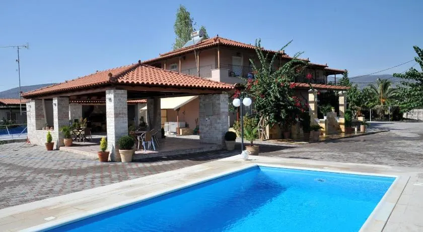 Angelos Κandia Apartments - Image 1