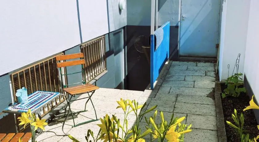 AirB33 Apartment Munich privat with little terrace - Image 1