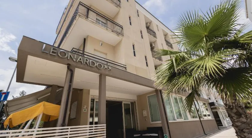 Hotel leonardo - Image 1