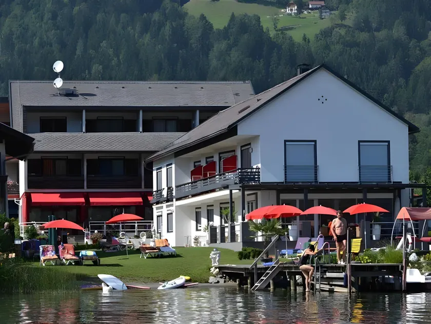 Seehaus "Kärnten Inn" mit direktem Seezugang und E-Ladestation - Image 1
