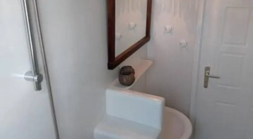 Natalie's apartments - Image 1