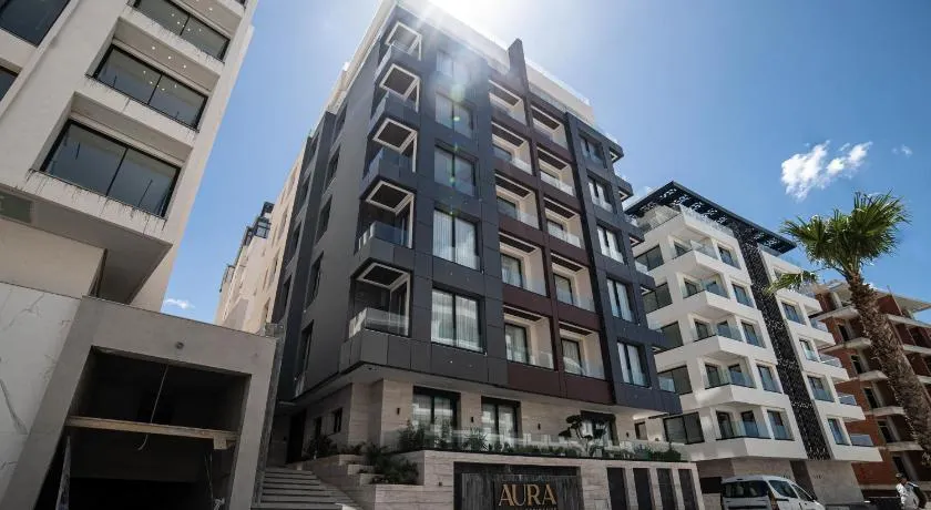 AURA LUXURY BY MALLABATA HILlS - Image 1