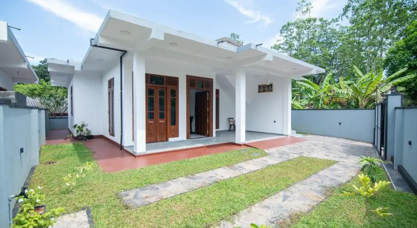New Tropical villa - Image 1