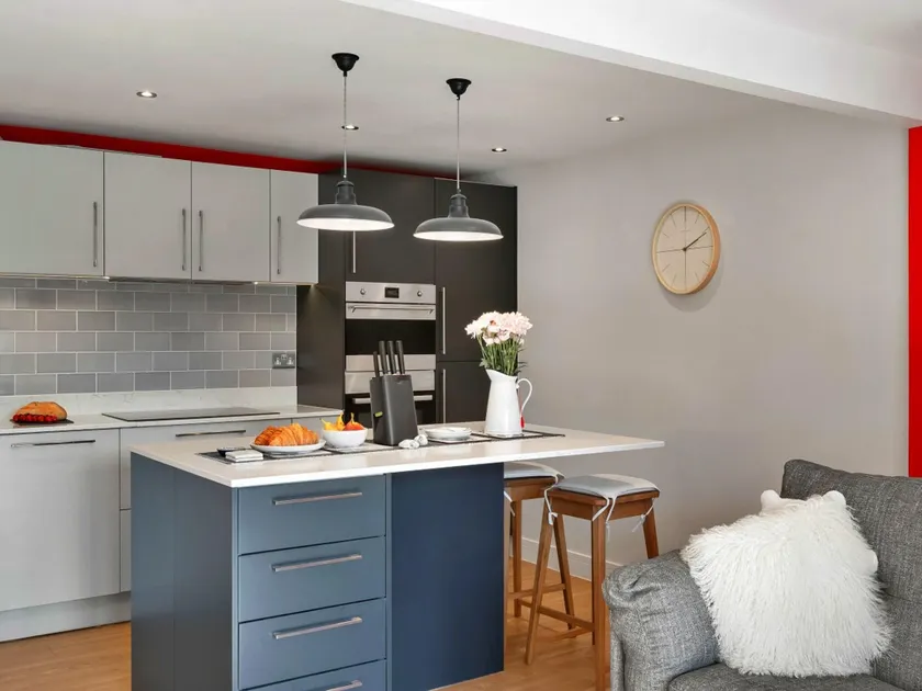 Apartment in Soar near South West Coastal Path - Image 1