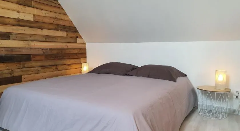 Le petit manoir d'Hebuterne - Image 1