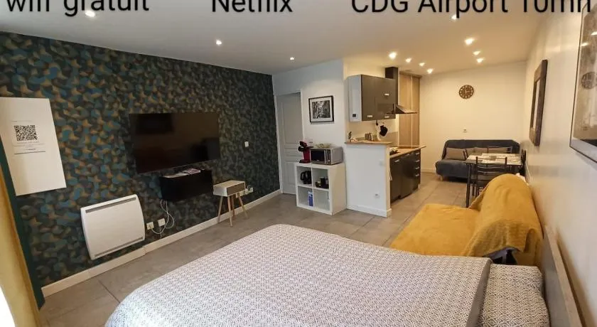 Studio Autonome Cosy à Paris CDG - Image 1
