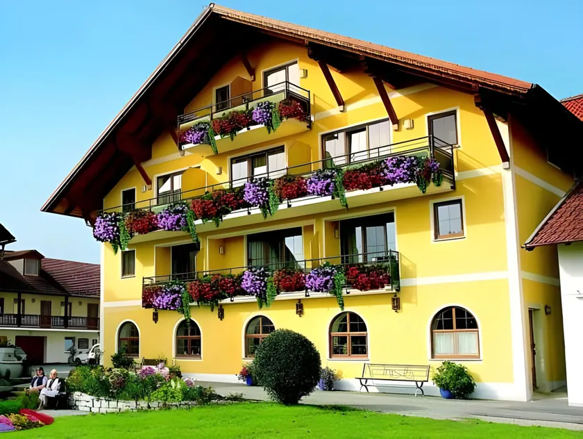 Hotel Preishof - Image 1