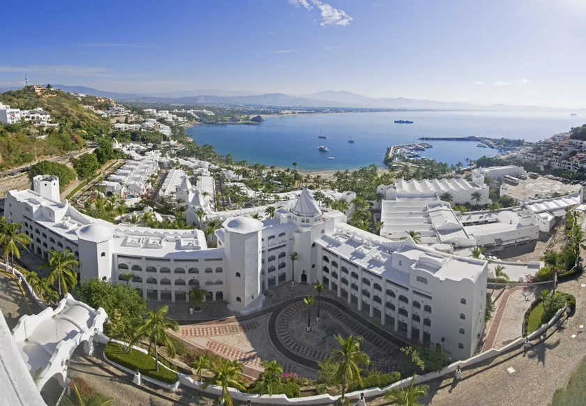 Condominio Puerto Las Hadas - Image 1