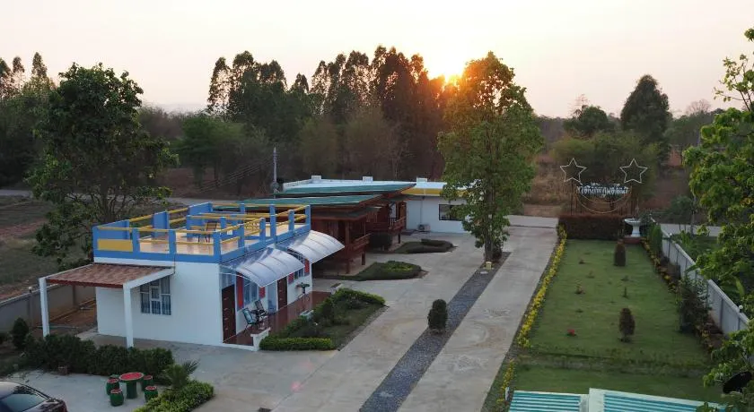 Chomduen Phu Kao Resort - Image 1