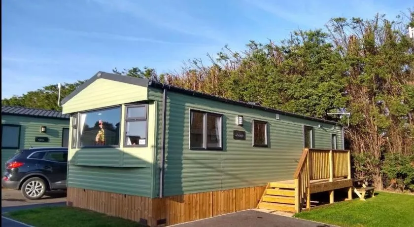 Appleblossom Lodge, Lido Leisure Park, Knaresborough - Image 1