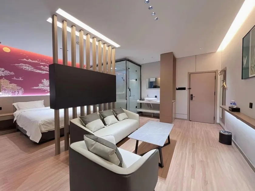 Yunqi Hotel (Ningling County Fajina Commercial Street Branch) - Image 1