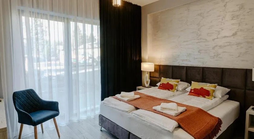 Apartamenty i Pokoje InforesPark - Image 1
