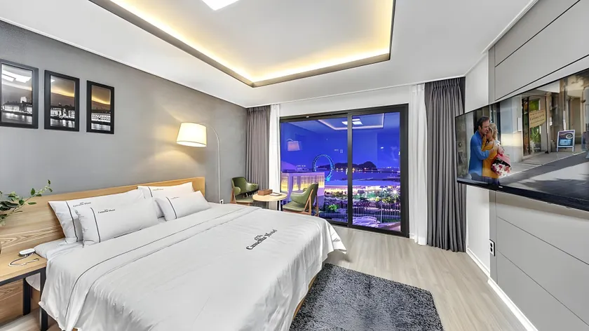 Yeosu Camellia Hotel - Image 1