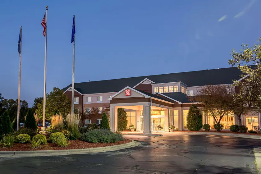Hilton Garden Inn Oshkosh - Image 1