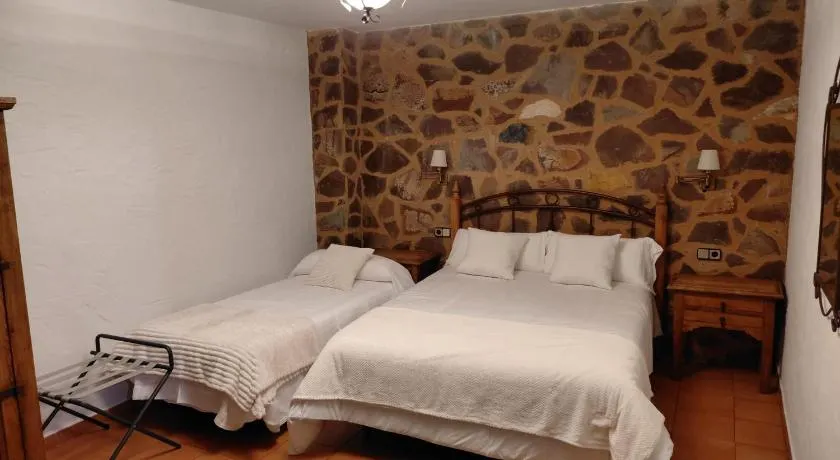 Hotel Rural La Posada de Lía - Image 1