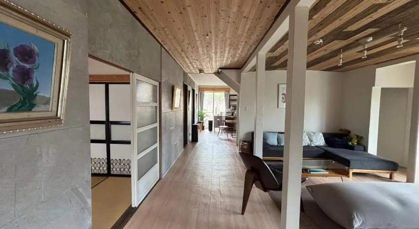 47 House みんなで楽しめる温泉付き一軒家 - Image 1