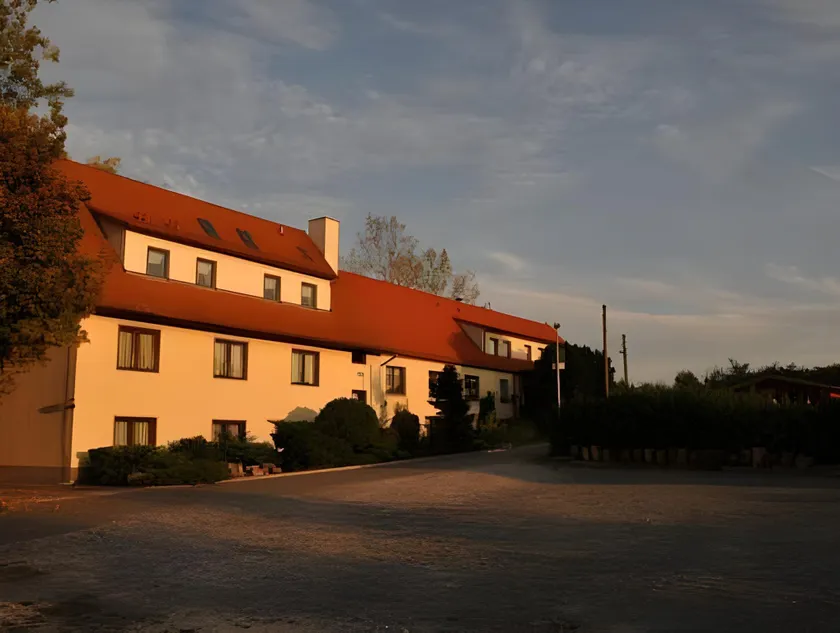 Hotel-Restaurant Elsterblick - Image 1