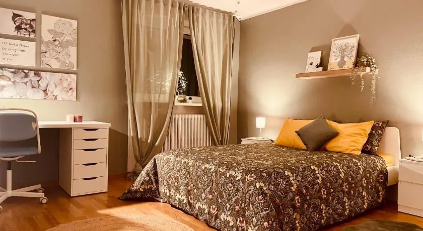 Guest House - Image 1