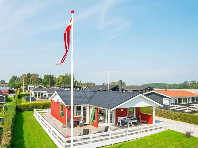 6 person holiday home in Juelsminde - Image 1