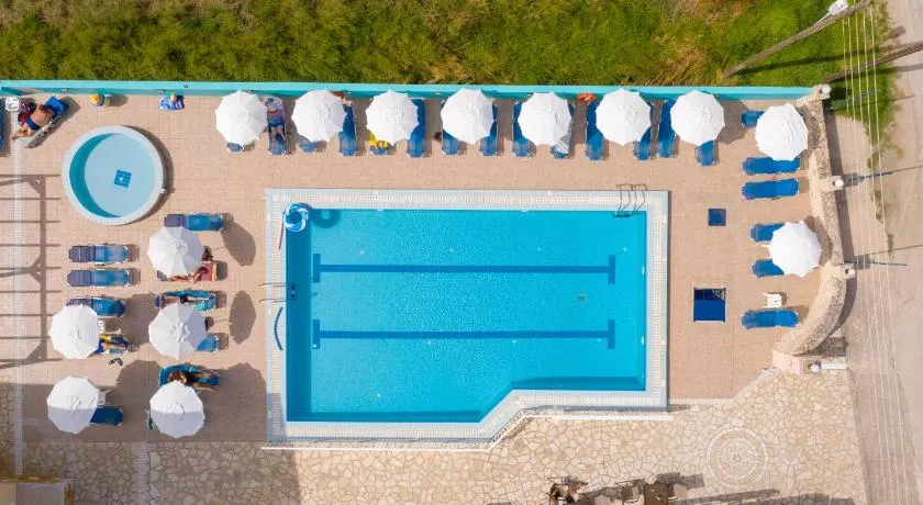 Pothos Hotel Alykes - Image 1