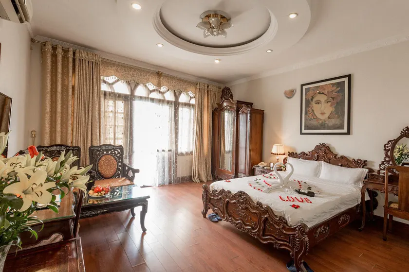 Hanoi Little Town Hotel - Image 1