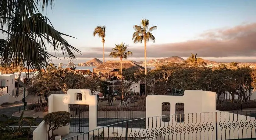 Casa Reyes, Casa Reyes Family Oasis, Heated-Pool & Amazing Views - Image 1