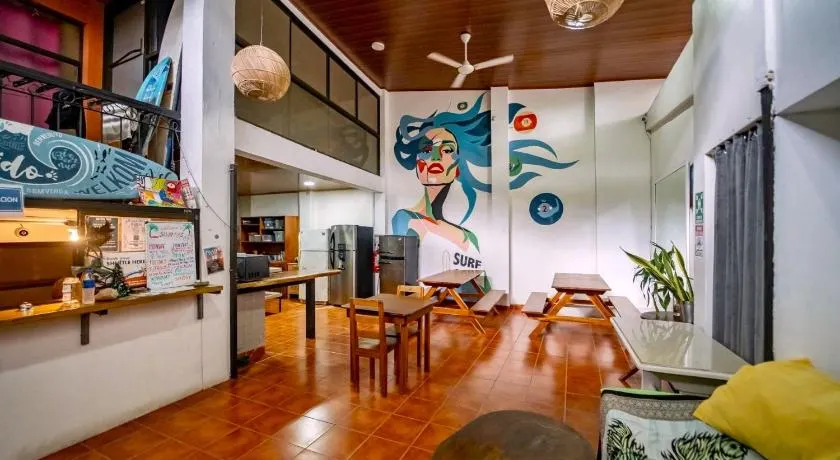 Sandy Toes Hostel - Image 1