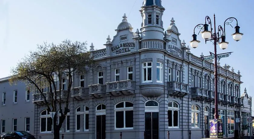 Bull and Mouth Hotel Maryborough Victoria - Image 1