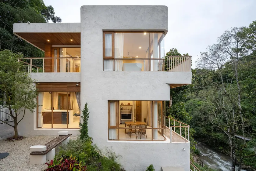 Taryn Tara Cafe and Stay - Image 1