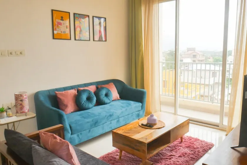 Artistic 2BR apt | 10 min to GOI Airport & Beaches - Image 1