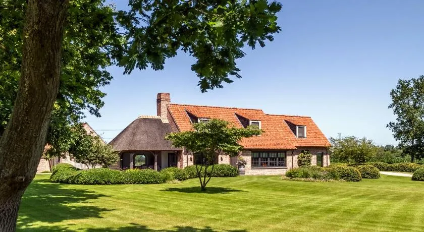 Hoeve den Akker - luxueuze vakantiewoningen met privétuinen en alpaca's nabij Brugge, Damme, Knokke, Sluis en Cadzand - Image 1