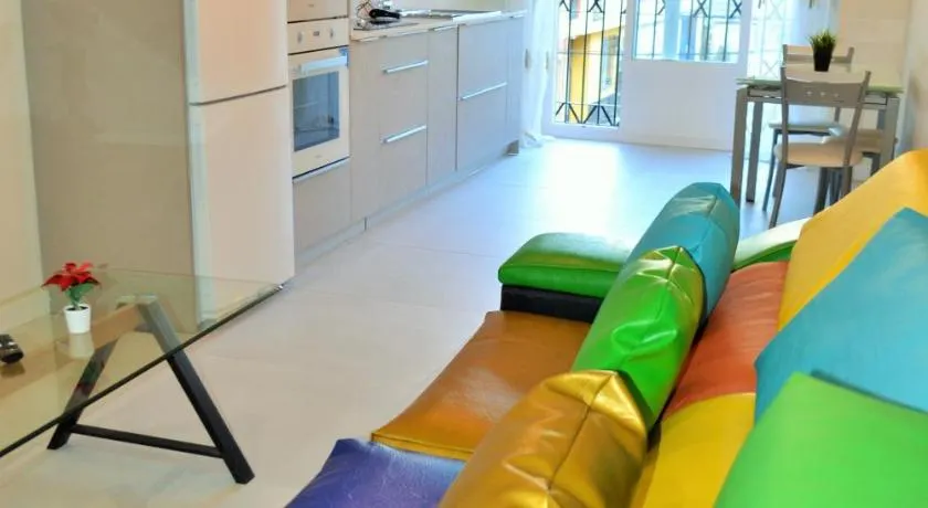 SATUrNO SUITES CENTRO - Image 1