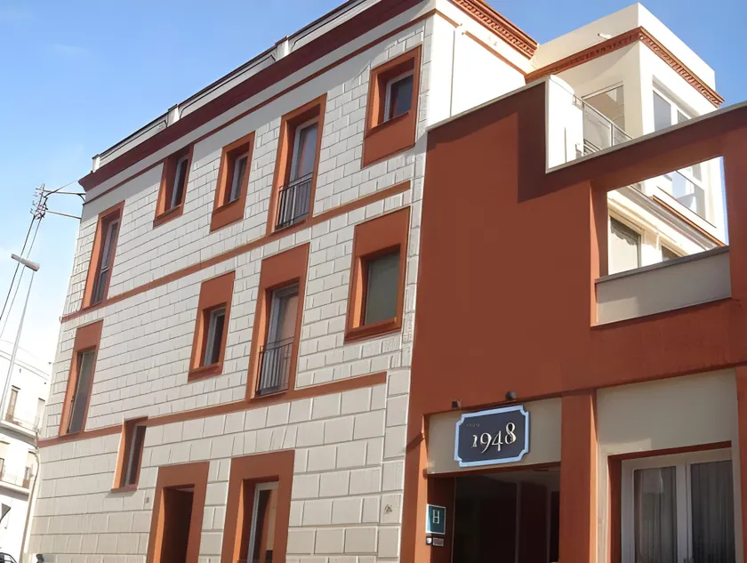 Hotel 1948 Manresa - Image 1