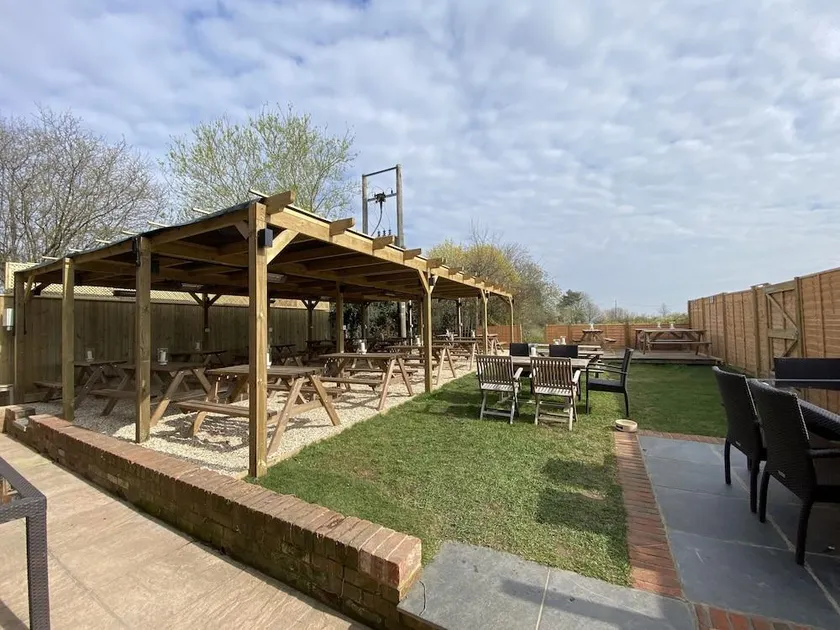 The Six Bells - Image 1