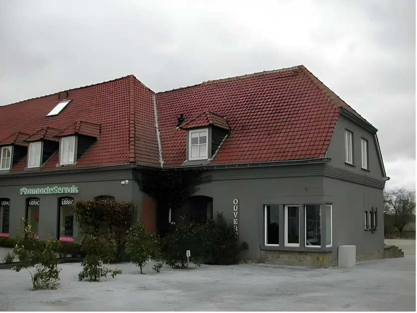 Hotel B&R Piano 2 - Louvain-la-Neuve - Mont Saint Guibert - Image 1