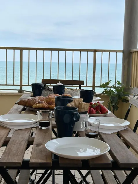 Le Terrazze Beachfront, balcony, parking, private access Beach - Image 1