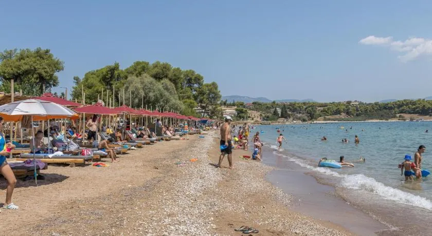 Golden Beach Maisonette Retreat - Image 1