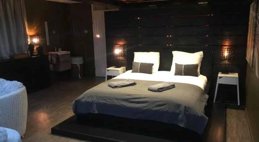 Suite & Wellness - Image 1