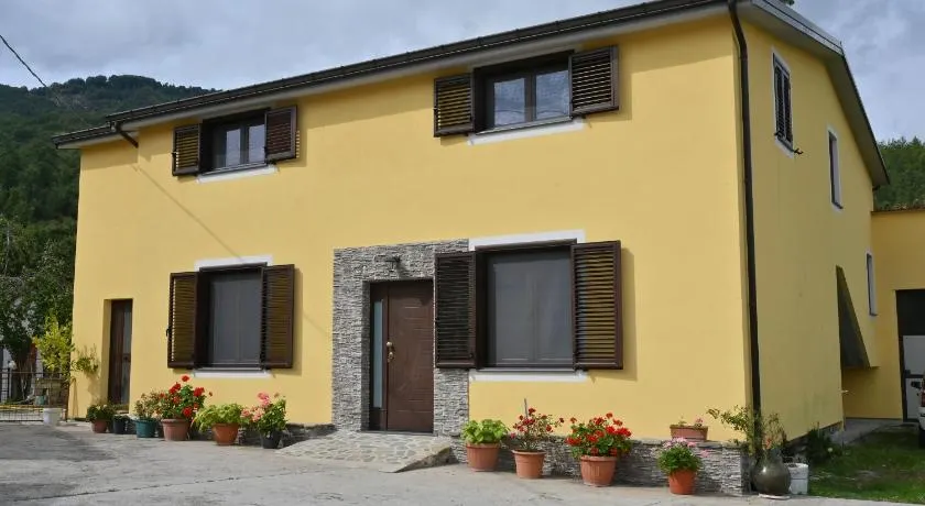 FarmVille B&B - Image 1