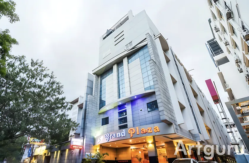 HOTEL GRAND PLAZzA - Image 1